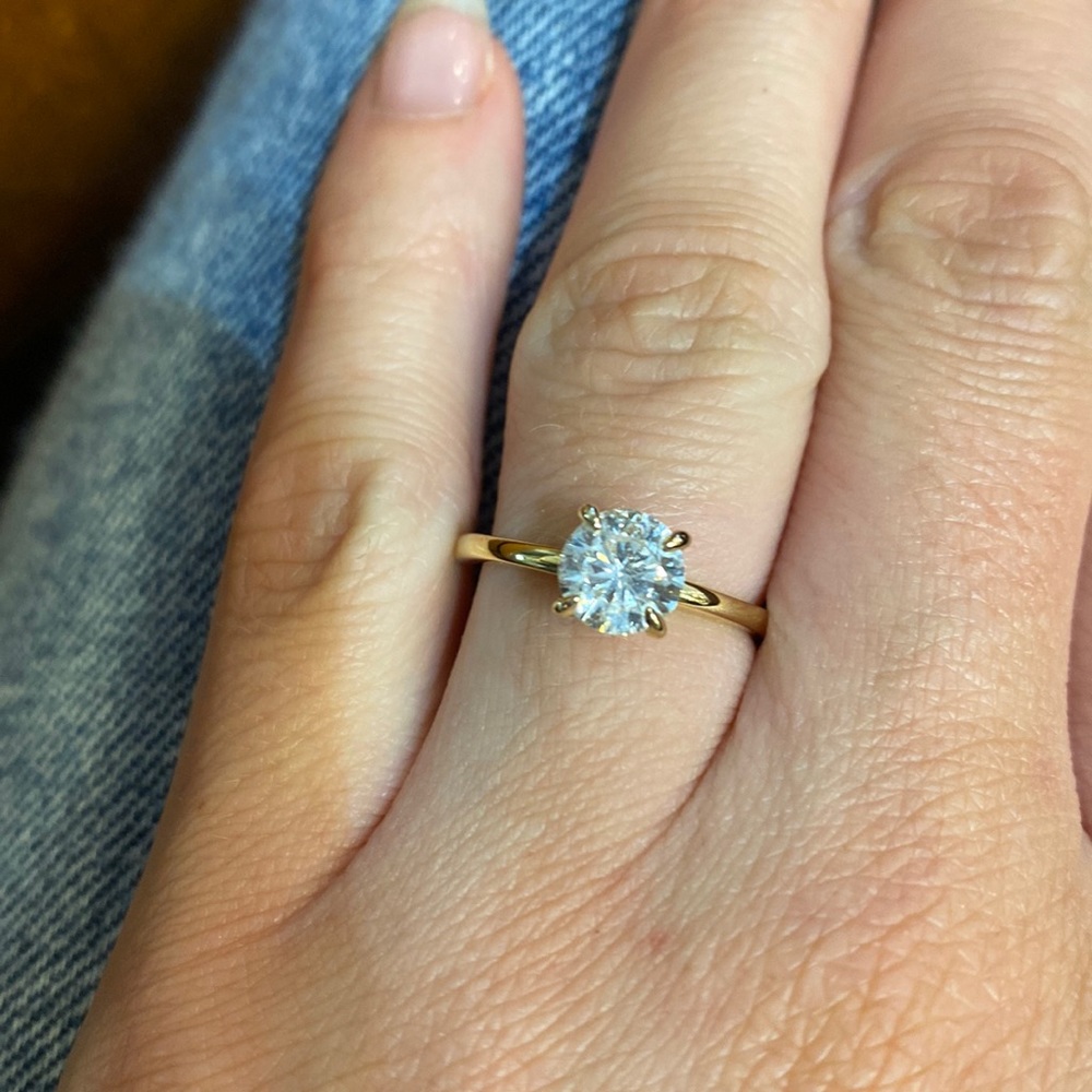 1 carat diamond engagement ring